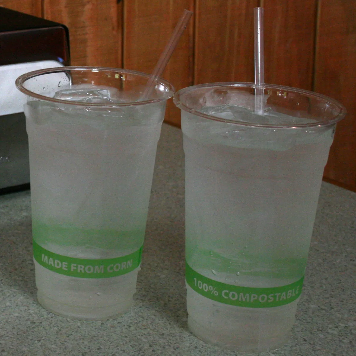 Vaso PLA 300 cc biodegradable · Caja x 1.000 u.