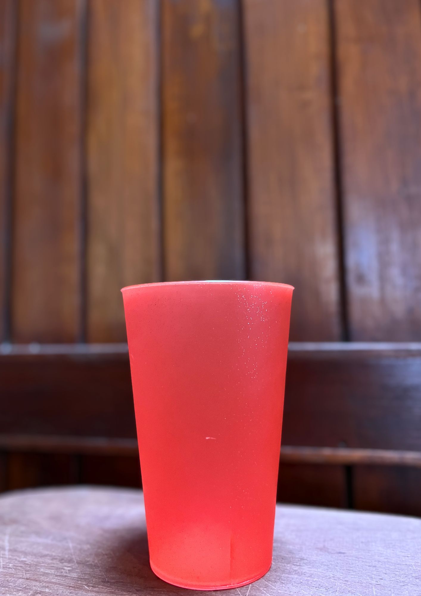 Vaso reutilizable 500 cc · Rojo glitter